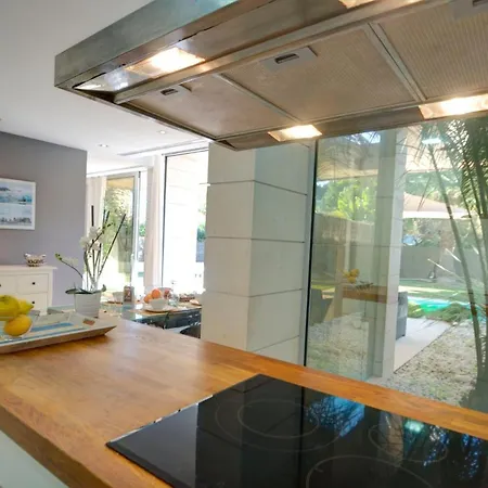 Luxury House In The Beach Сasa de vacaciones *